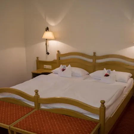 Hotel Leicht *